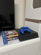 Konsola PlayStation 4 pro + 2 pady + gry