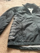 Kurtka męska Umbro M – lekka, sportowa, oddychająca, idealna na trening