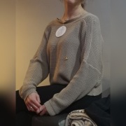 Sweter sweterek dwustronny dekolt V 