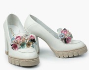 Białe półbuty damskie skórzane firmy Oleksy