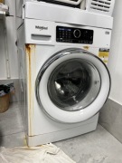 Whirlpool 6th Sense – sprawna pralka, tanio / na części