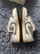 Nike Jordan Travis rozmiar 43 wkładka 27,5
