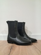 Botki sztyblety na delikatnej platformie, Gino Rossi