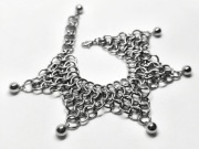 Bransoletka chainmaille z kuleczkami stal chirurgiczna szeroka