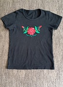 Bluzka T-shirt dziewczęcy góralski czarna rozmiar 134 cm