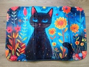 Dywanik łazienkowy z kotem na niebieskim tle