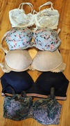 Biustonosze damskie  koronkowe zestaw 5 szt rozm 75D