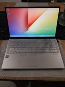 Laptop Asus Vivobook K512F, sprawny w bardzo dobrym stanie.