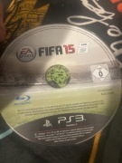 FIFA 15 w pudełku od19płyta działa tylko na ps3 pudełko trochę zepsute 
