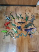 Zestaw dinozaury owady gady 19 sztuk 