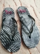 KLAPKI JAPONKI BASEN 4F ROZ. 40