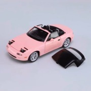 Model Mazda Miata 1:32, Światła, Dźwięki, Otwierane Elementy, Pull-Back