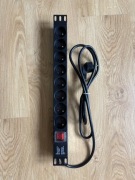 Listwa zasilająca PDU Rack 8 gniazd 220-250V 50-60Hz 16A 3500W / nowa