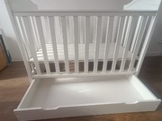 Drewniane łóżeczko z szufladą - kolor biały - Regulacja wysokości materaca!