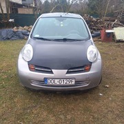 Nissan micra-jezdzacy