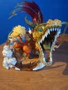 Figurka kolekcjonerska Dragon Ball Z Goku SSJ3, Zloty shenron