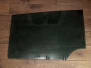 SZYBA LEWY TYŁ PEUGEOT 5008