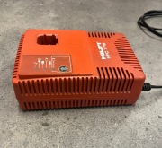 ładowarka HILTI SFC 7/18 sprawna
