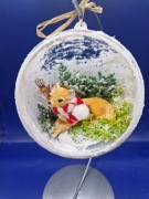 Bombka z Ręcznie rzeźbionym pieskiem chihuahua 