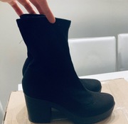 Zamszowe buty botki na obcasie 37 kozaki 