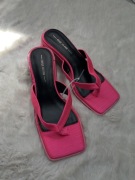 Sandaly na obcasie River Island 