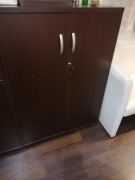 Szafka dwudrzwiowa zamknięta