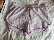 UNDER ARMOUR  SZORTY SPODENKI DAMSKIE L