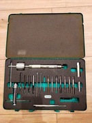 Przyrząd do urwanej świecy żarowej