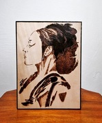 Gejsza (portret gejszy) deska lipowa 20x15x2 (Japonia, obraz, pirografia)