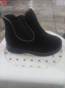 KRÓTKIE BOTKI DLA DZIEWCZYNKI.