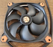 Wentylator Thermaltake Riing 14 LED Orange 140mm
