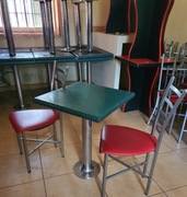 Krzzessła, sstoliki do baaru, pub, 