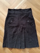 Spódnica z kieszeniami 