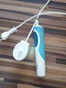 Szczoteczka Oral-B. 