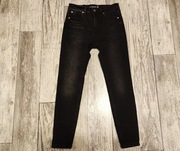Spodnie  jeansowe STRADIVARIUS !Rozm.36