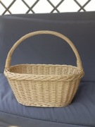 Kosz wiklinowy na święconkę biały duży 