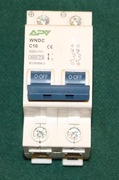 WYŁĄCZNIK NADPRĄDOWY FOTOWOLTAICZNY 2P DC 10A 500V