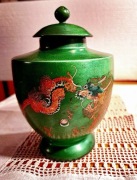 Cukierniczka ze szczypcami z chińskiej laki bezrdzeniowej z Fuzhou