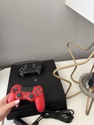 PlayStation 4 Pro + 2 pady + kamera