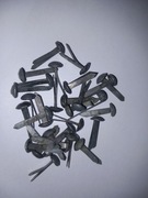 Nity fasunku niemieckich hełmów.