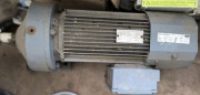 Motoreduktor SEW-EURODRIVE RX81 DY112L/TH/VY 3000r/min