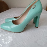 Sergio Leone eleganckie czółenka pantofle szpilki r 37 stan bardzo dobry 