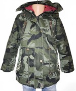 Zielona Kurtka Moro dla dziewczyny z perełkami B&Q Kid's 122 (7 lat)