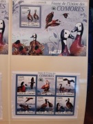 Komory 2009 Mi 2357-61 + bl 515  ptaki drzewica CIĘTY  zestaw idealny