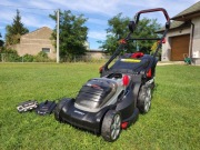 Kosiarka akumulatorowa briggs&stratton sprint 37cm, akku 5ah ładowarka 