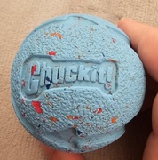 chuckit! piłka eko, rozmiar M (średnia), używana