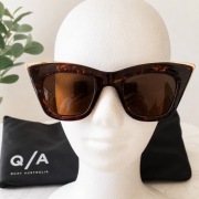 Okulary przeciwsłoneczne Quay Australia Love Child kocie oczy UV
