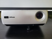 Projektor InFocus IN26, model: W260 - sprawny, bez lampy, stan bardzo dobry