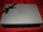 Komplet do kawy , herbaty 6 talerzyków , 6 filiżanek , fabrycznie nowe