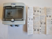 Schrack hermetyczna obudowa z cyfrowym programatorem czasowym